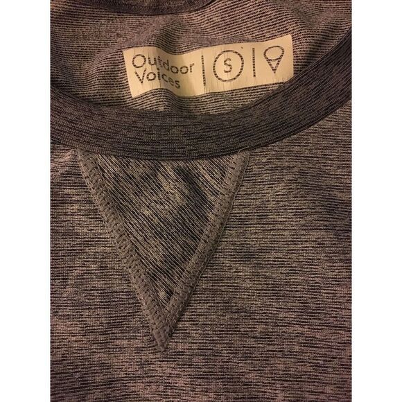 Outdoor‎ Voices Technical Sweatshirt Mens Size Small Kangaroo Pocket Gray - Picture 4 of 5